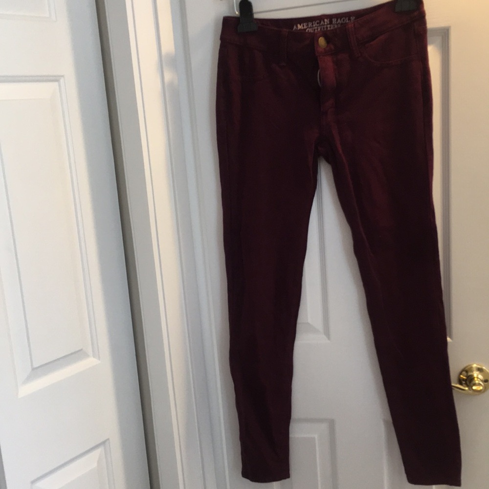 Maroon jegging pants
